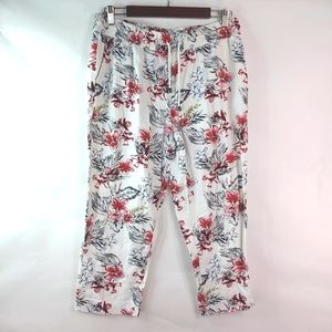 Style Me XLP Linen Pull On Capri Pants Red Bloom Floral Pattern Petite